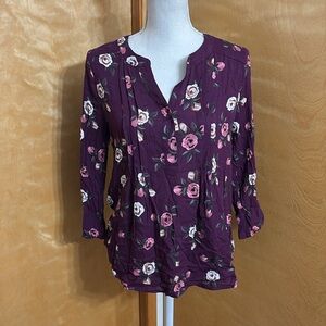 NWOT Monday Fun Stitch Fix Purple Floral Blouse S 3/4 Length Sleeves